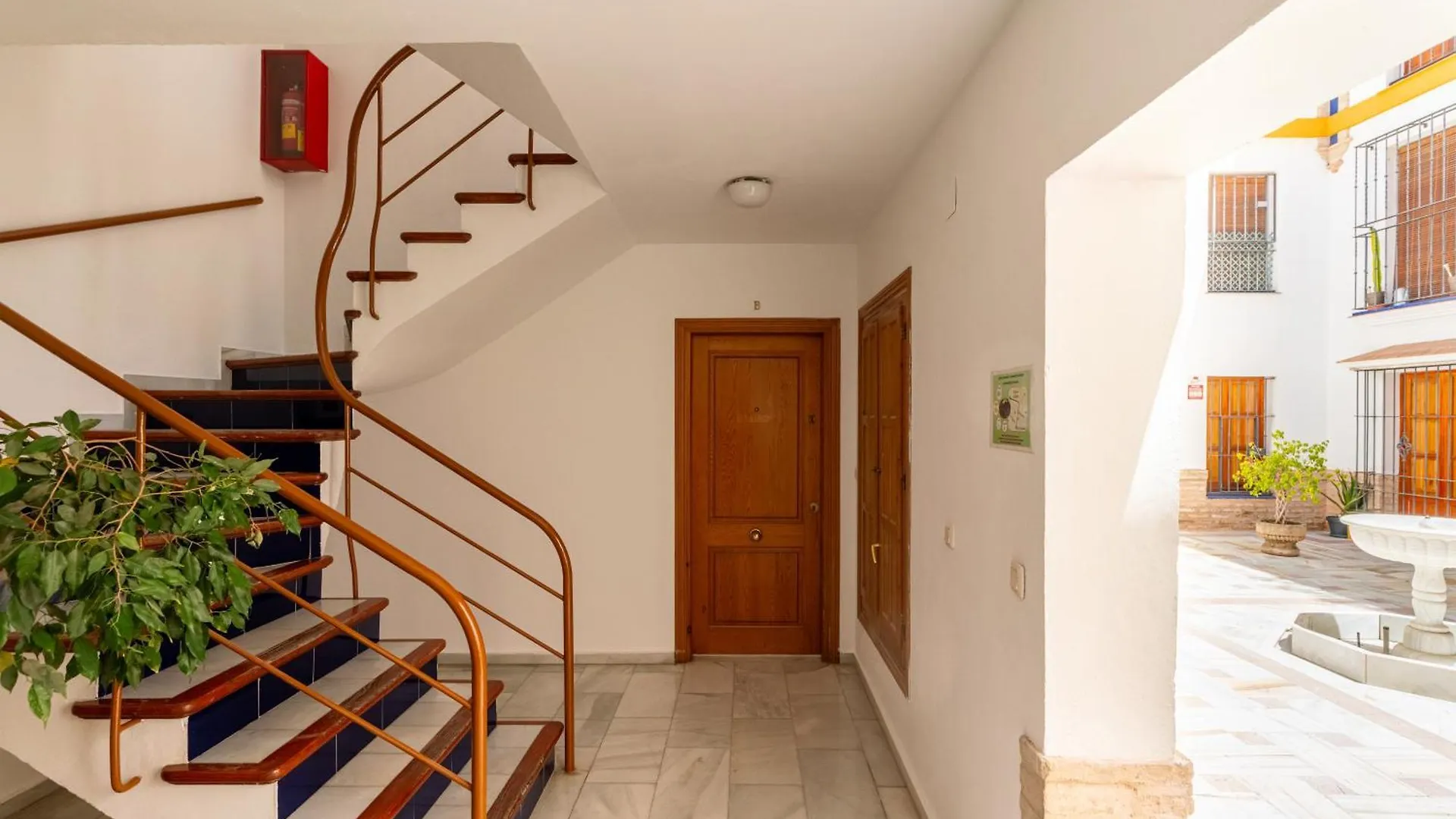 Apartment Cl2 Sevilla En Pareja Jacuzzi Y Aparcamiento